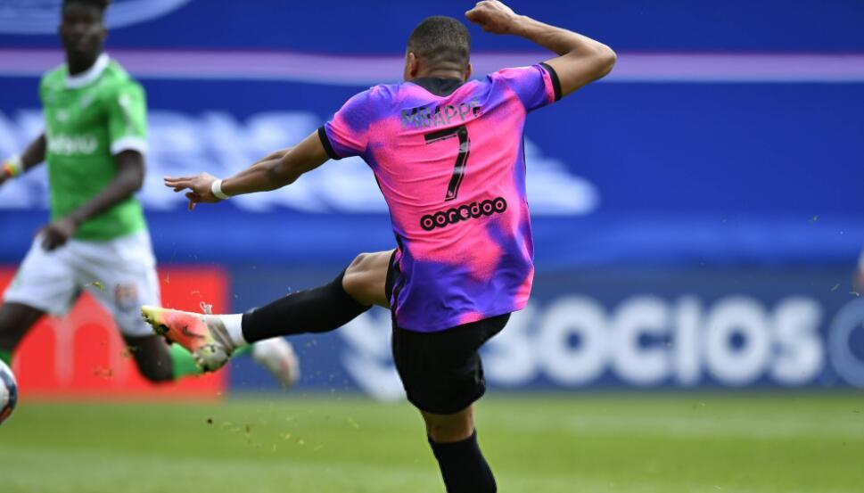 aoa体育直播-圣埃蒂安遭受尼斯绝杀，遭遇惨败