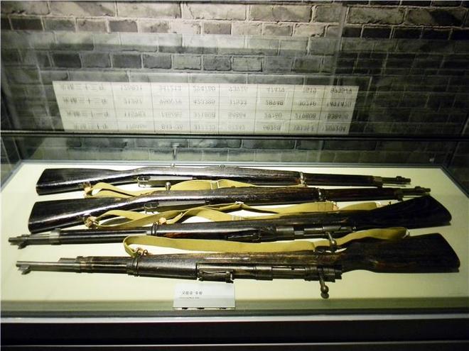 aoa体育娱乐-关于哈德斯菲尔德拼尽全力，战胜强敌取得关键胜利的信息