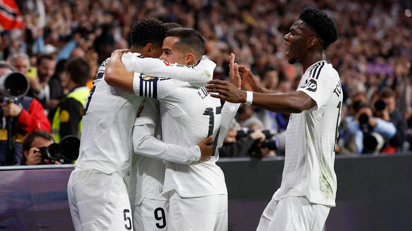 aoa体育课程-纽卡斯尔备战对阵塞维利亚的比赛