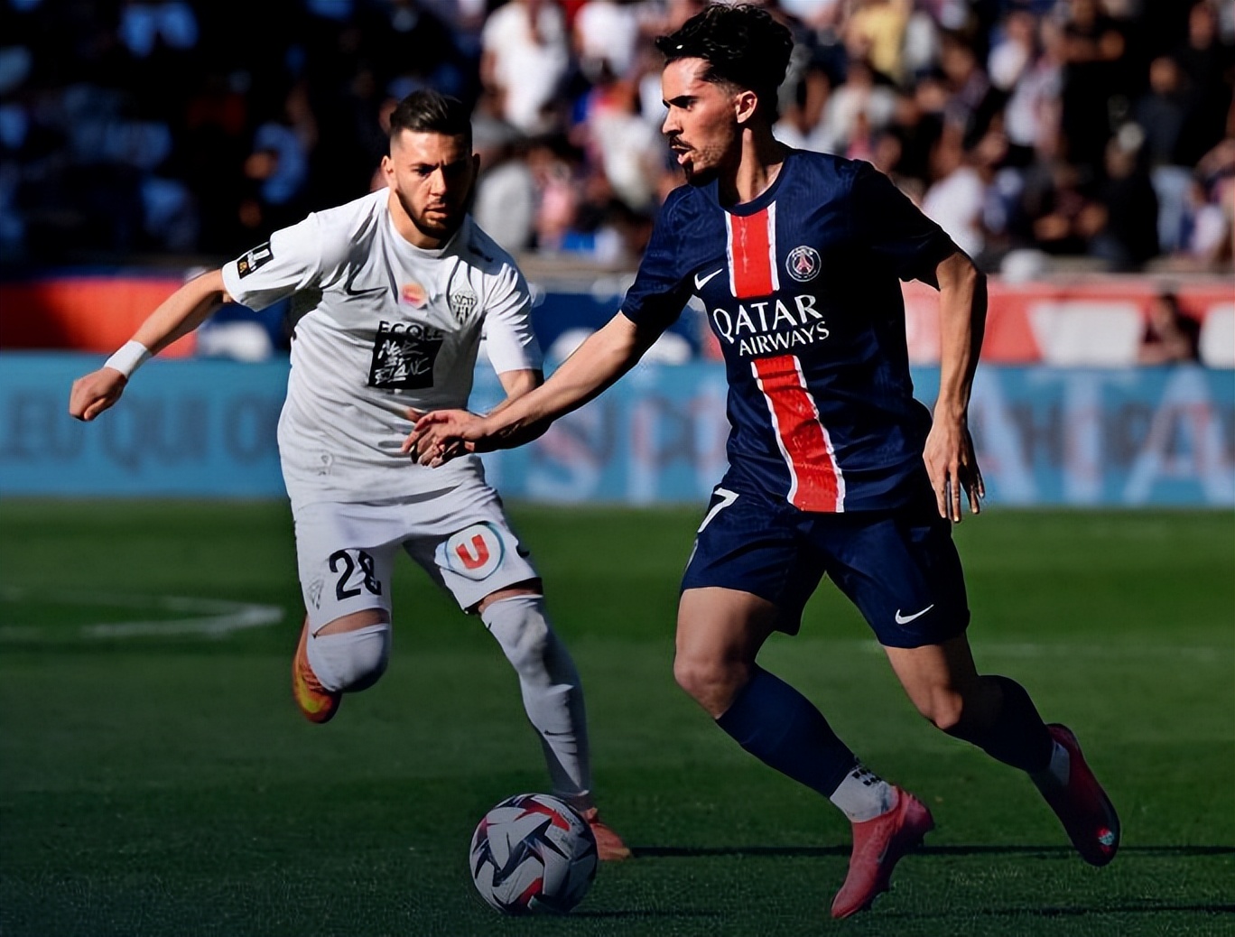 巴黎圣日耳曼客场大败，遭遇非常尴尬的简单介绍