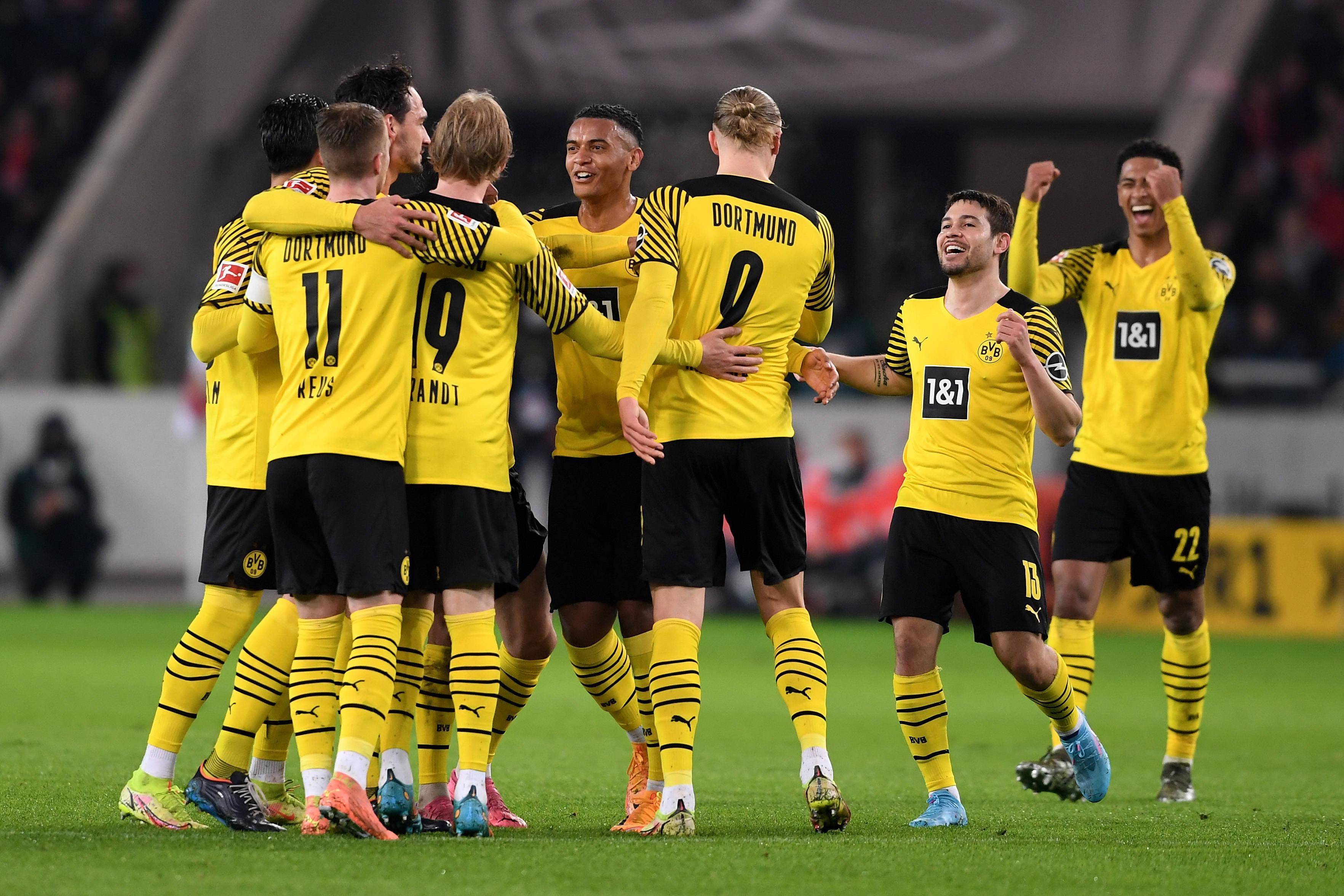 aoa体育培训-霍芬海姆球迷组织大规模壁画活动的简单介绍