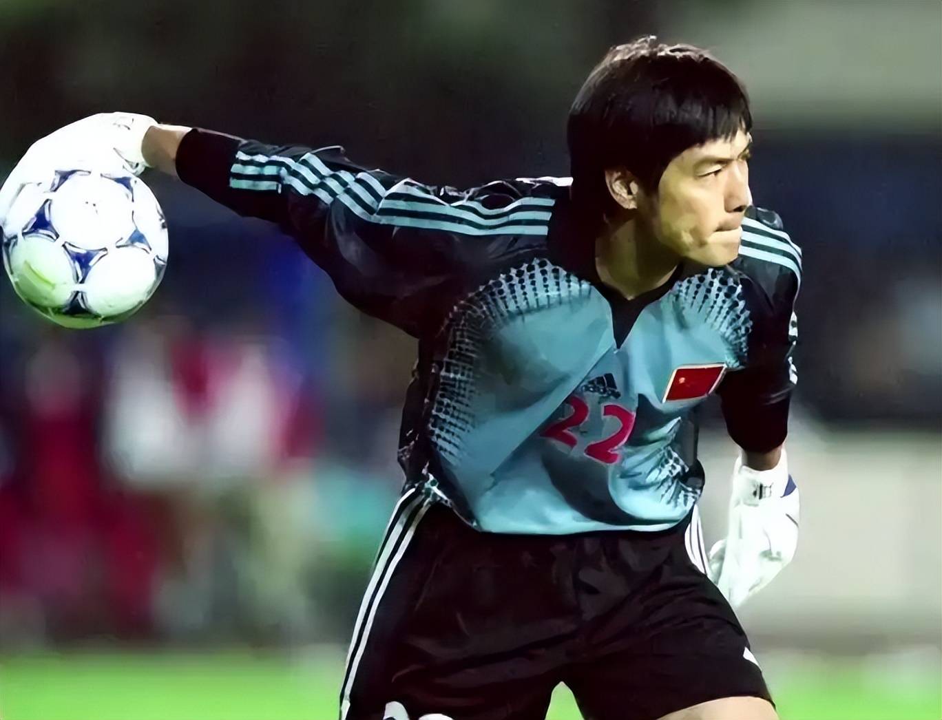 东亚球员在比赛中尽显拼搏与奋斗 东亚球员在比赛中尽显拼搏与奋斗