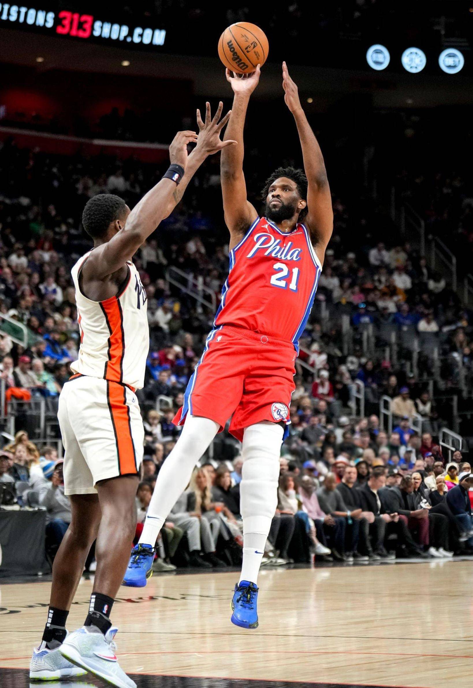 76人客场力克活塞,豪取两连胜 76人客场力克活塞,豪取两连胜